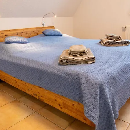 Maisonette-ferienwohnung Karla شقة